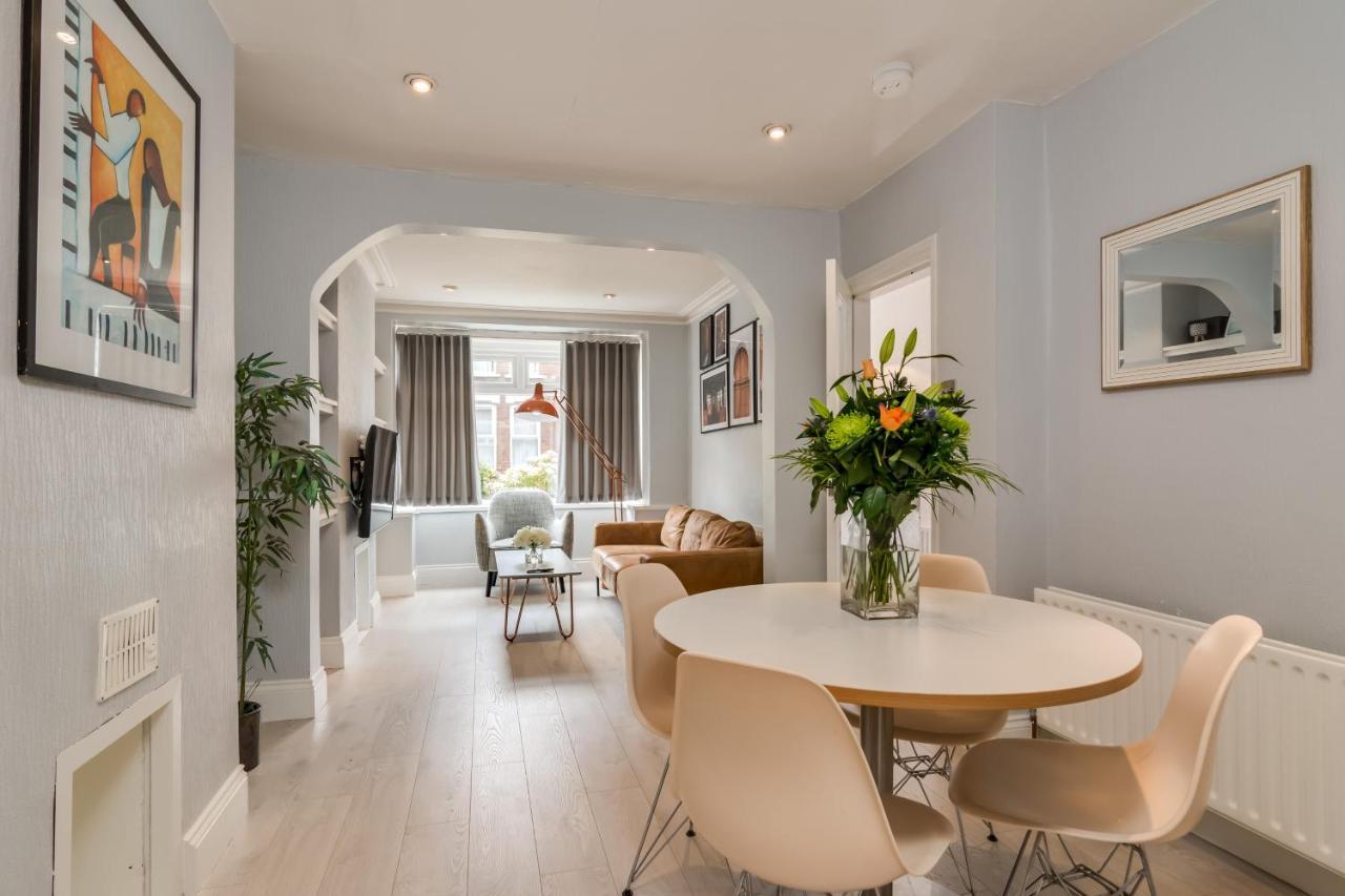 Stylish Home With Smart Technology Μπέλφαστ Εξωτερικό φωτογραφία